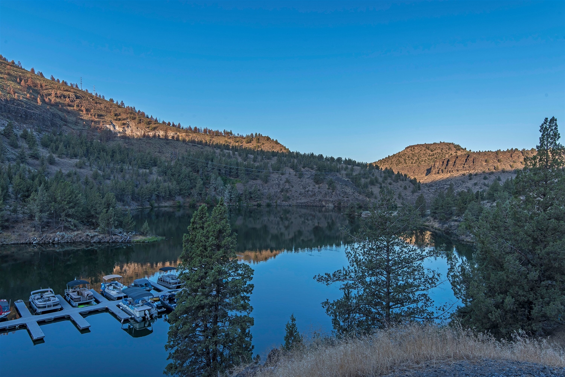 Marina & Moorage Lake Simtustus Resort & Marina
